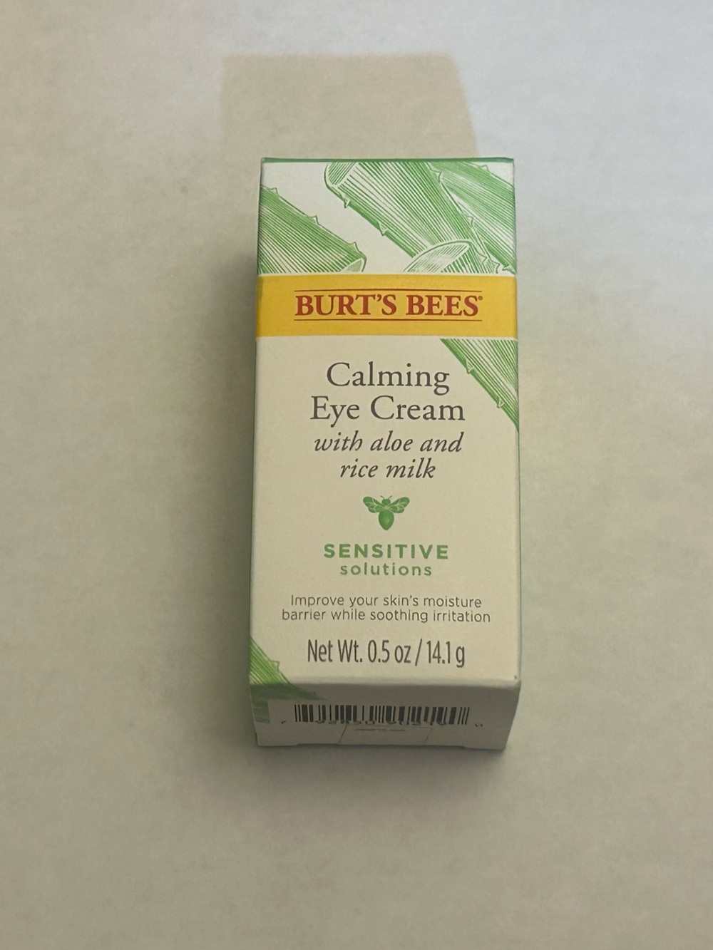 3/35$ item 🍑 Burt's Bees Calming Eye Cream